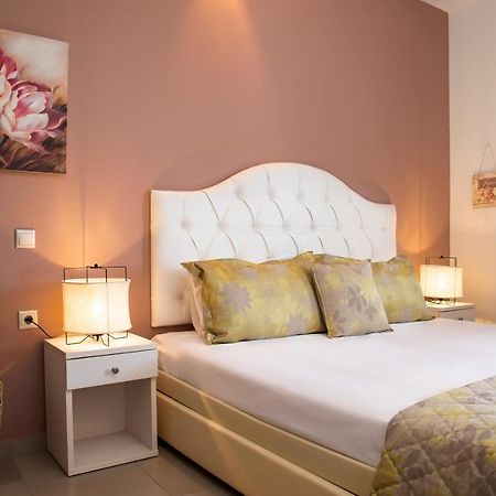 Aqua Mare Hotel Nea Kallikrateia 外观 照片
