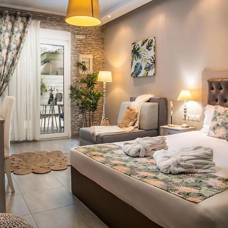 Aqua Mare Hotel Nea Kallikrateia 外观 照片
